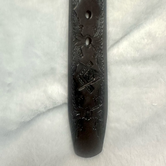 NEW Big Men’s Genuine Leather Dark Brown Freemason Square Logo Belt Masonic 58” - Picture 5 of 7